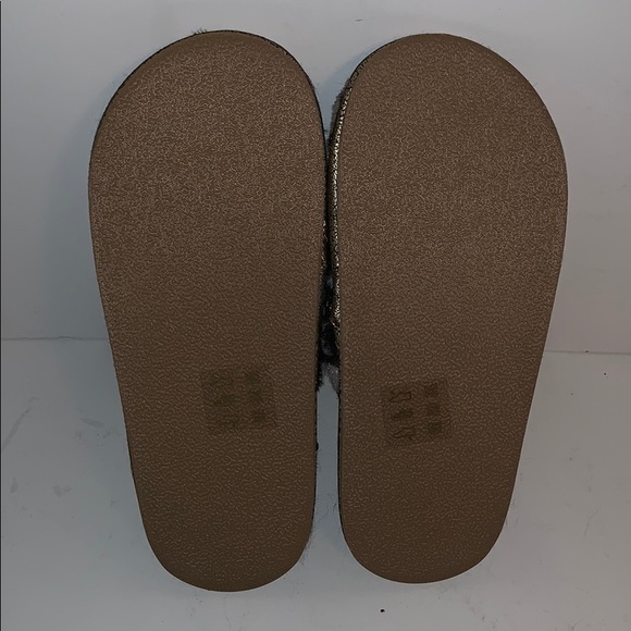 River Island women’s S slippers - Picture 5 of 6